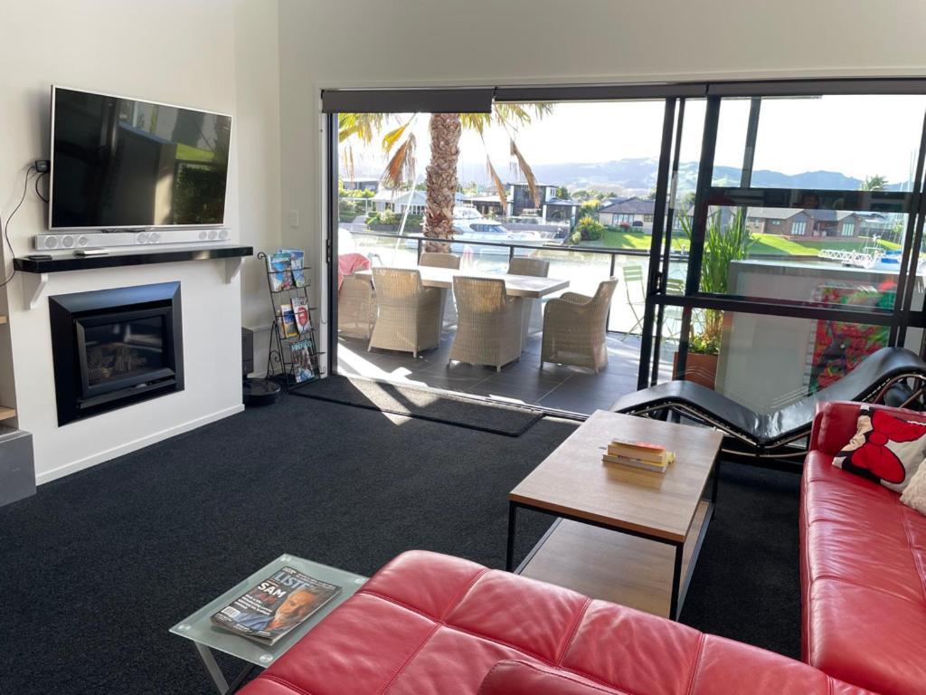 Bliss Out On The Waterways Apartment Whitianga Exterior photo